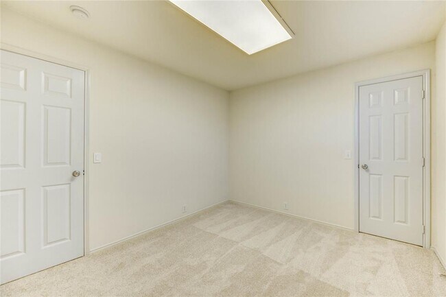 Building Photo - 10235 Sugarbridge Trail