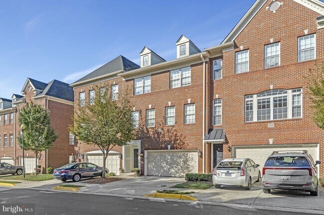 Building Photo - 20377 Cottswold Terrace