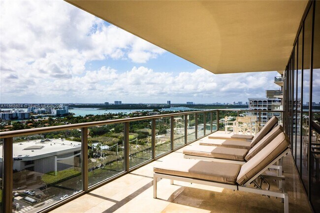 Building Photo - 9701 Collins Ave