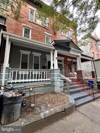 Building Photo - 2258 N Park Ave