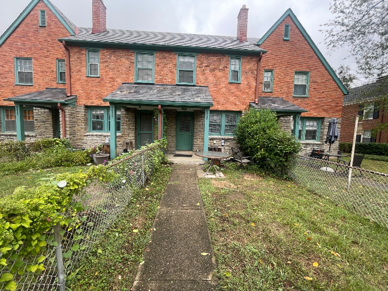 Building Photo - 6637 Murray Rd