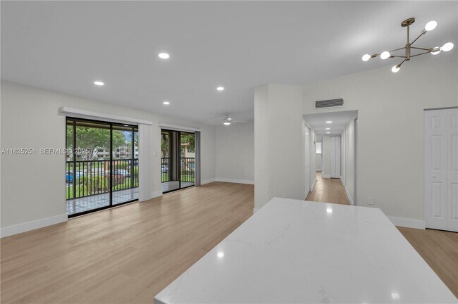 Building Photo - 10959 W Clairmont Cir