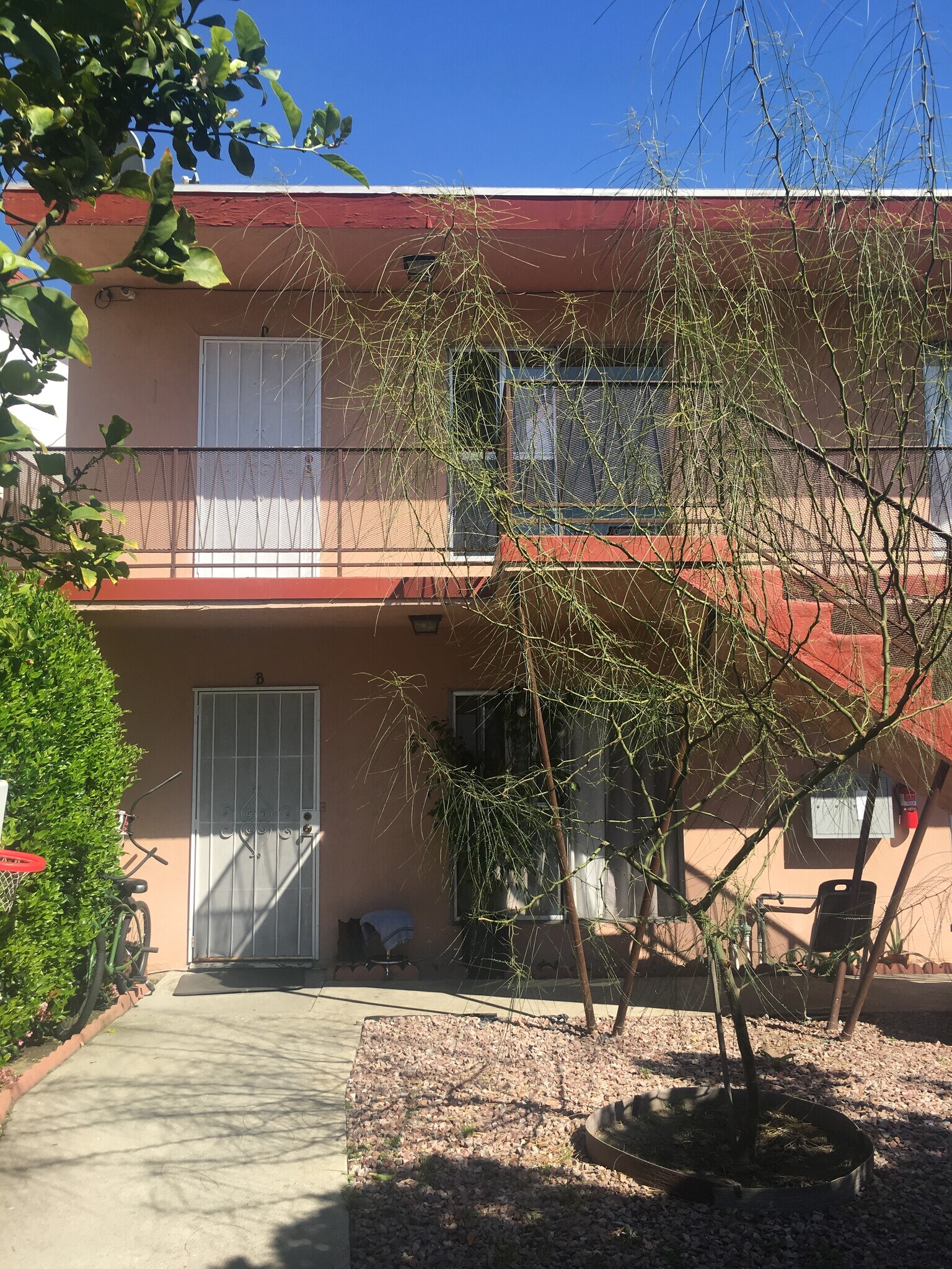 Front of building - 9826 San Miguel Ave