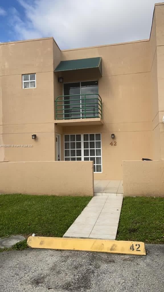 Building Photo - 12035 SW 19th Terrace