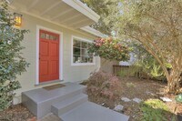 Building Photo - 1033 56th St