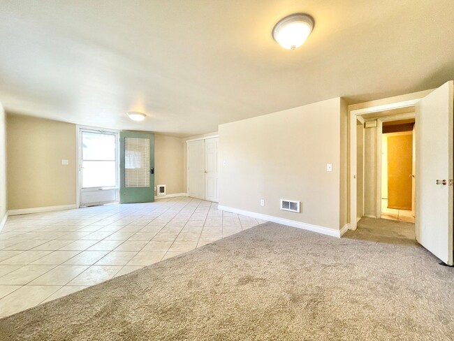 Building Photo - 3671 S 2300 E