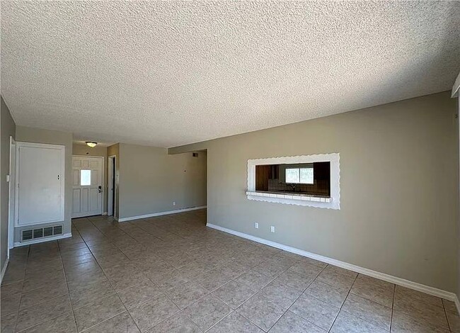 Building Photo - 1768 Bern Dr