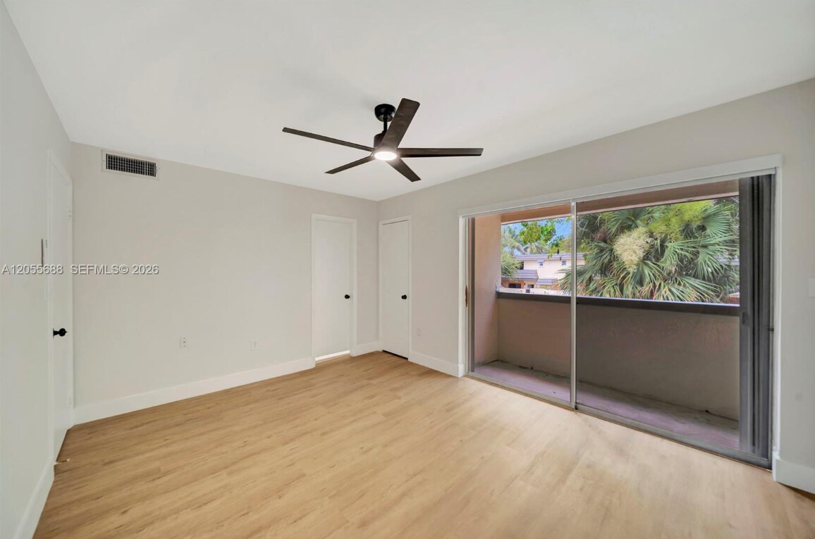 Building Photo - 8769 SW 137th Ave