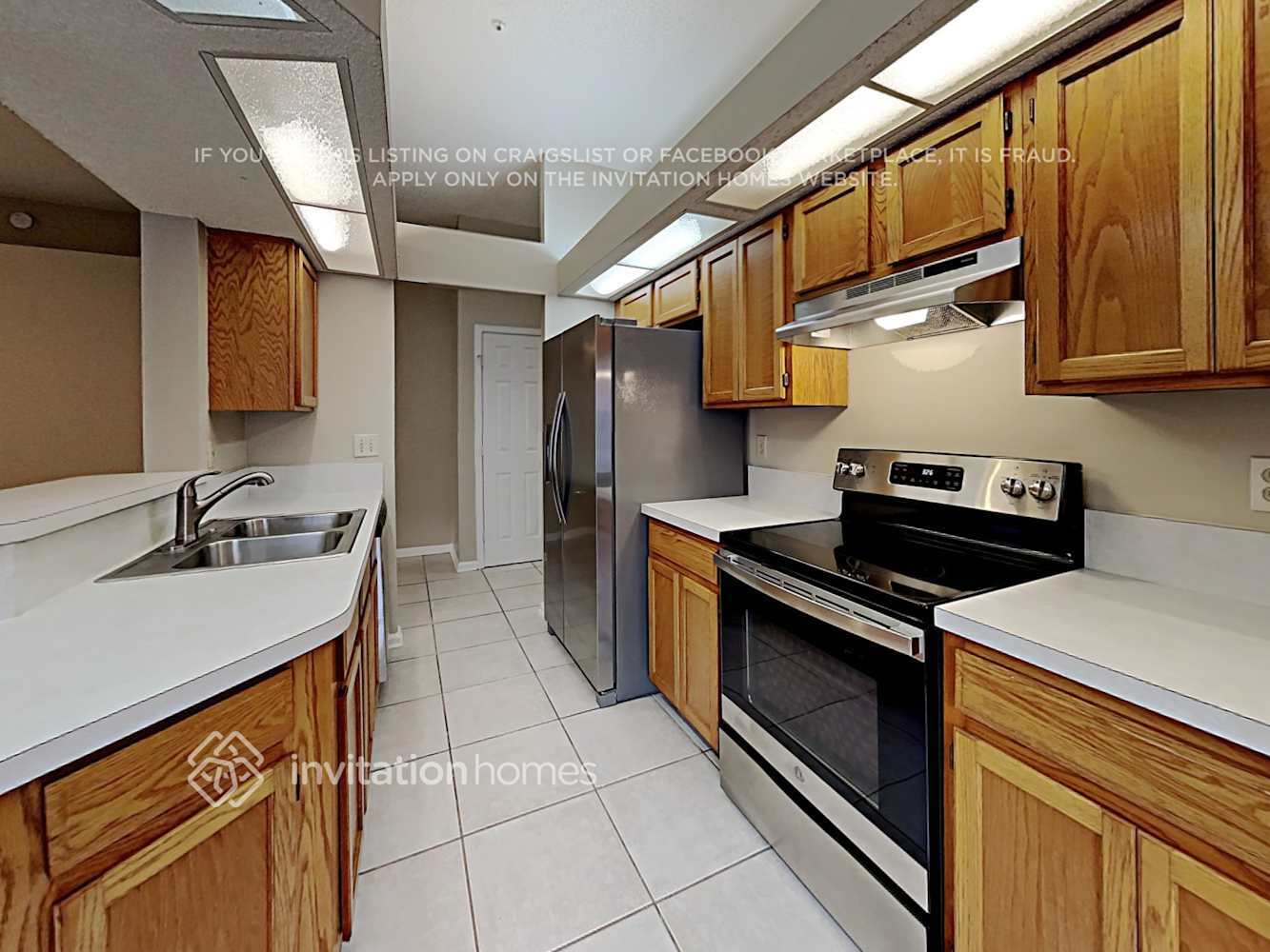 Building Photo - 1724 Chandelier Cir W