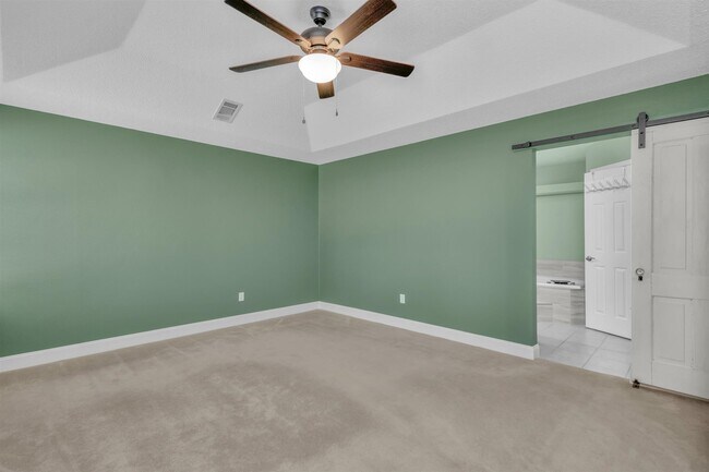 Building Photo - 2642 Barefoot Creek Cir