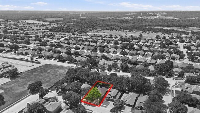 Building Photo - 8812 Sabinas Trail
