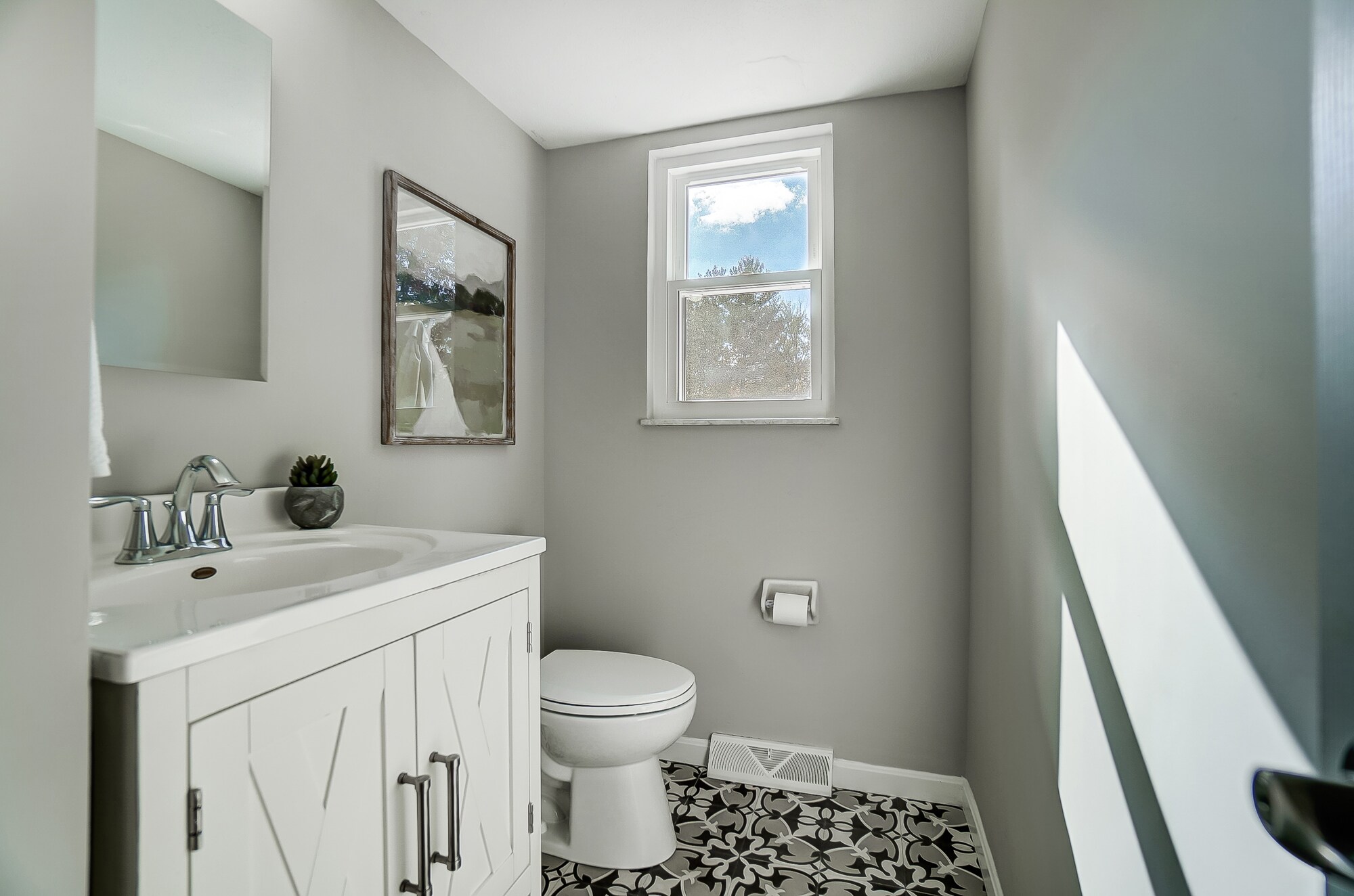 Building Photo - 271 Albright Dr