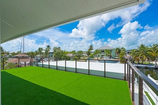 Building Photo - 125 Gardenia St