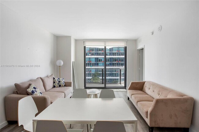 Building Photo - 1300 South Miami Avenue Apt #1708, Miami, ...