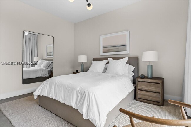 Building Photo - 650 NE 32nd St