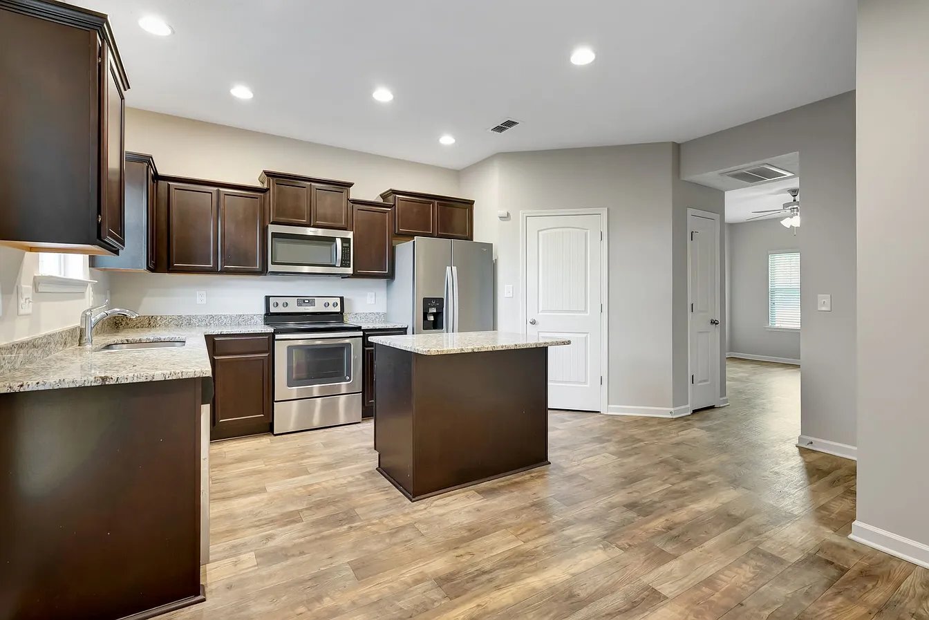 Building Photo - 1752 Sprucedale Dr