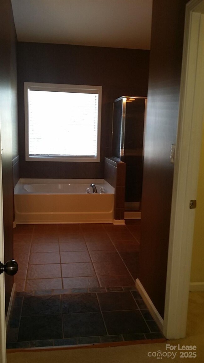 Building Photo - 1595 Tranquility Ave NW