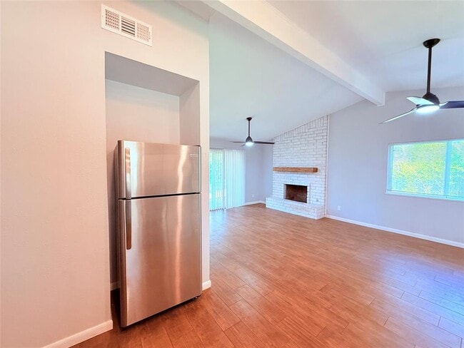 Building Photo - 914 Beaver Trail