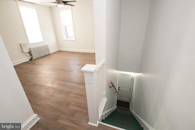 Building Photo - 1129 McKean St