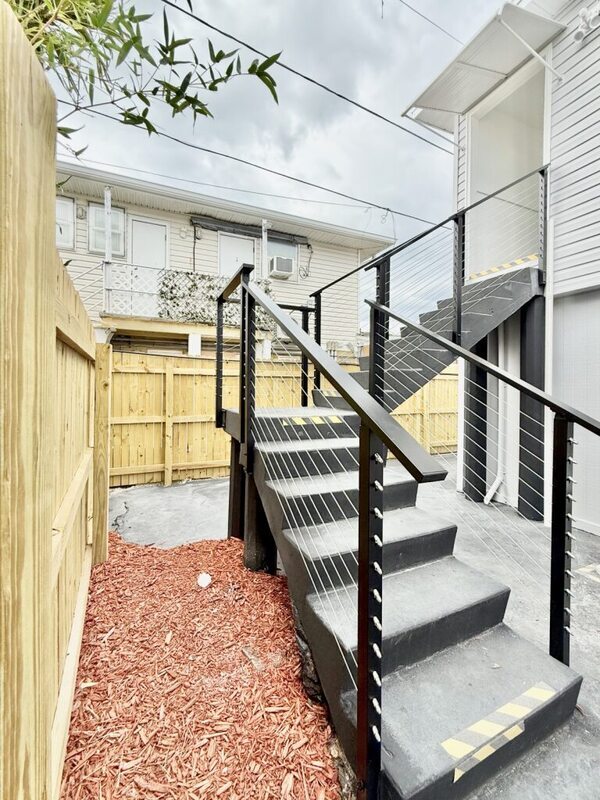 Building Photo - 80 146th Ave