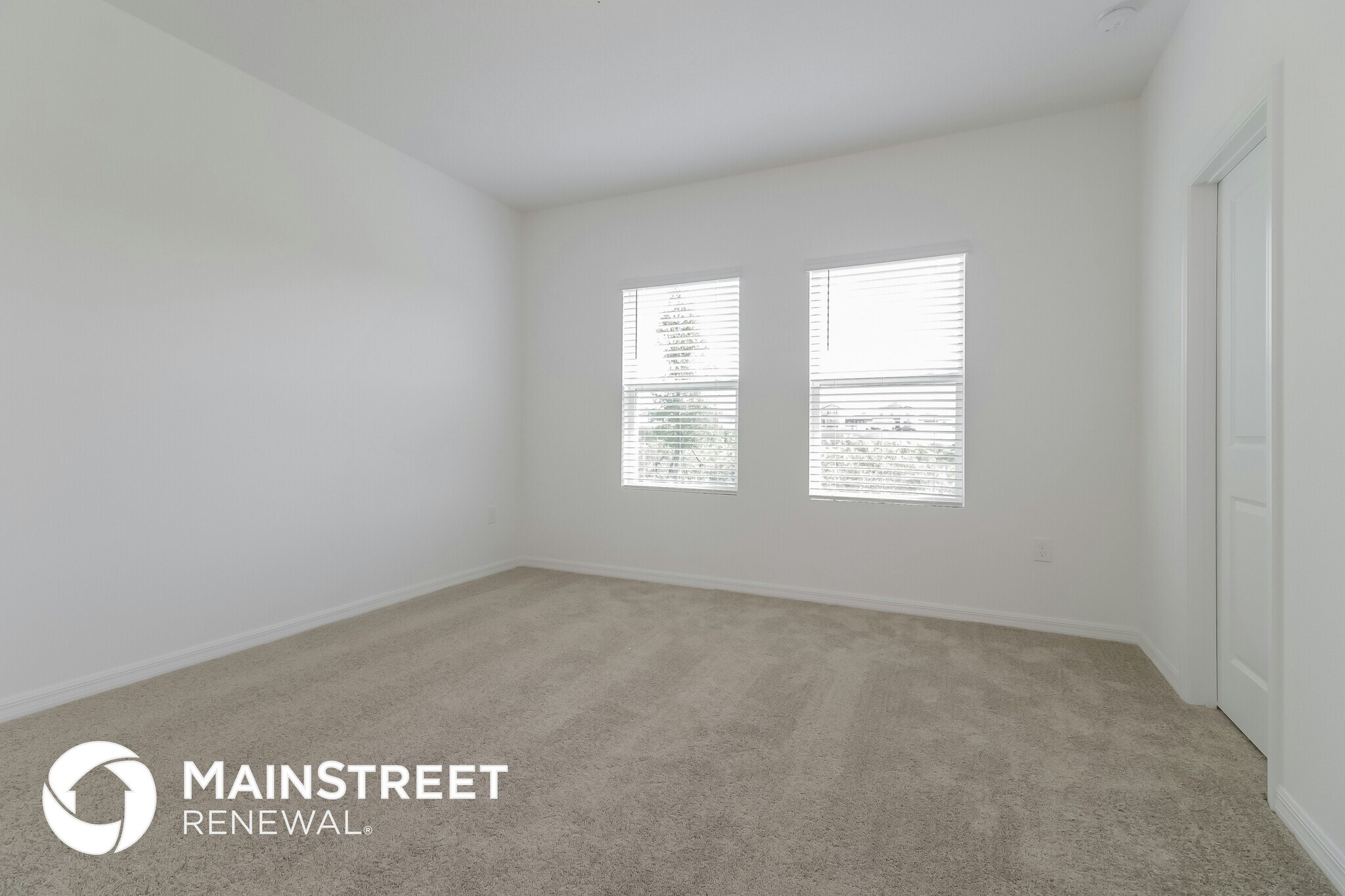 Building Photo - 101 Hidden Lk Lp