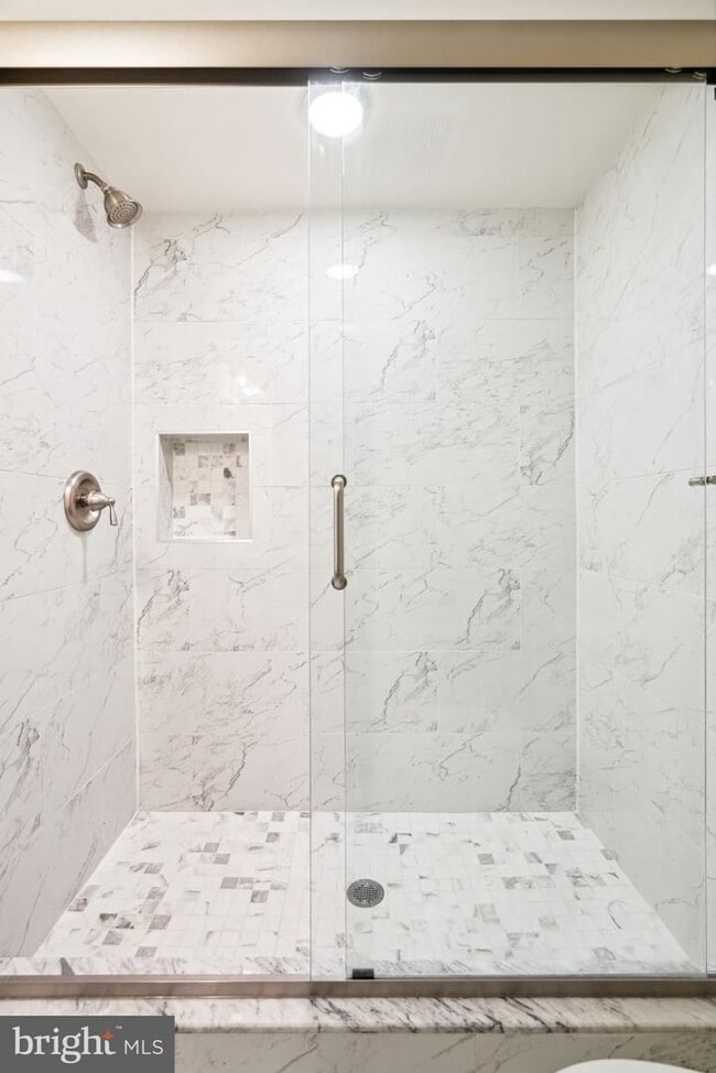 Building Photo - 1256 S 27th St