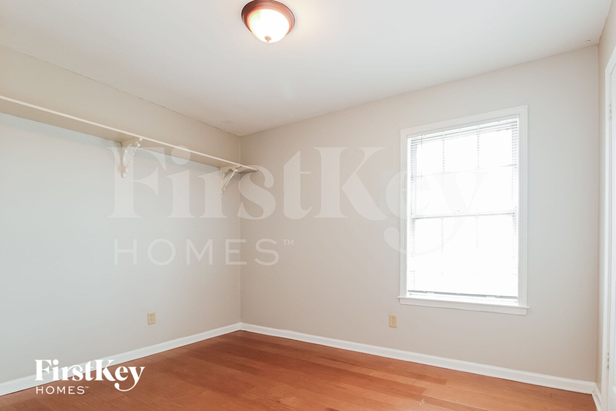 Building Photo - 3854 Waterfall Dr