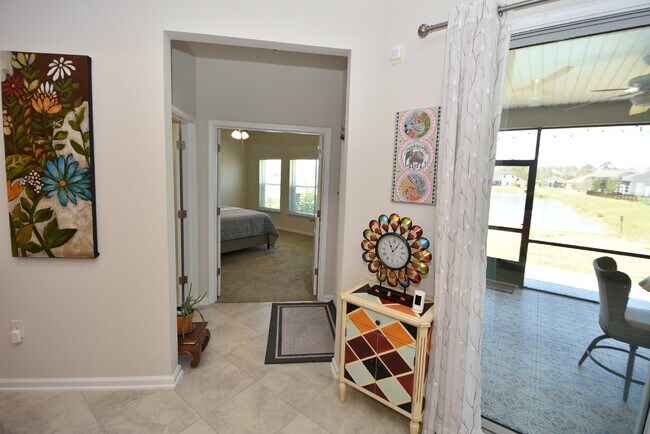 Building Photo - 143 Wood Stork Ln