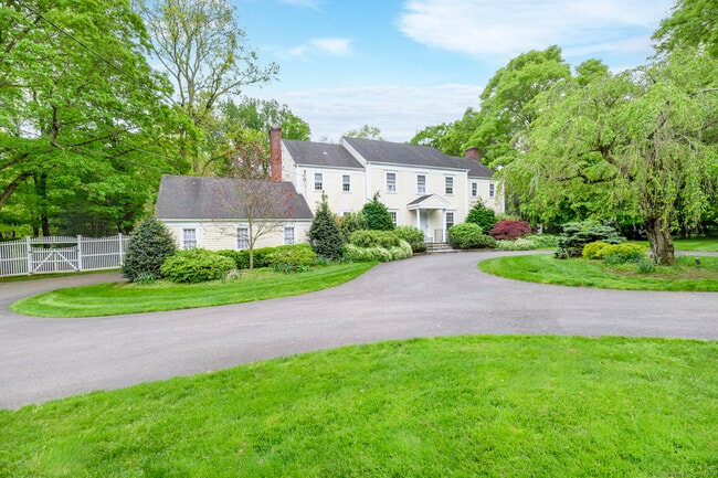 Primary Photo - 6 Baldwin Pl