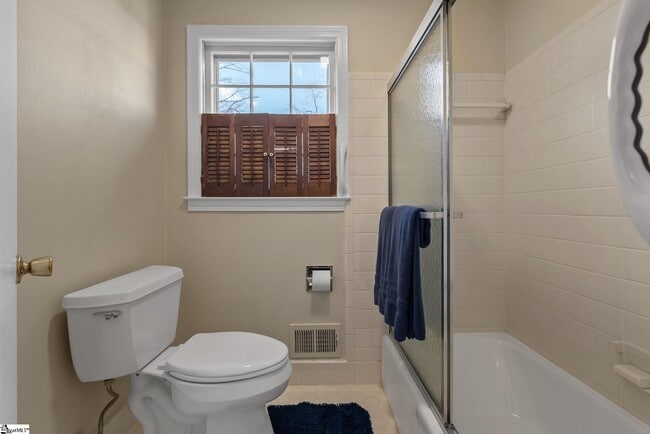 Building Photo - 5 Coleman Park Cir