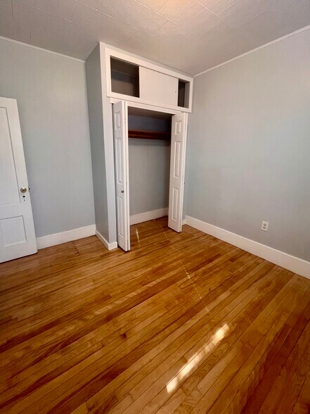 Building Photo - 6 Jefferson St