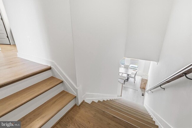 Building Photo - 16007 Hyde Pk Pl