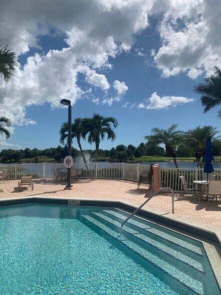 Building Photo - 1542 Mainsail Dr