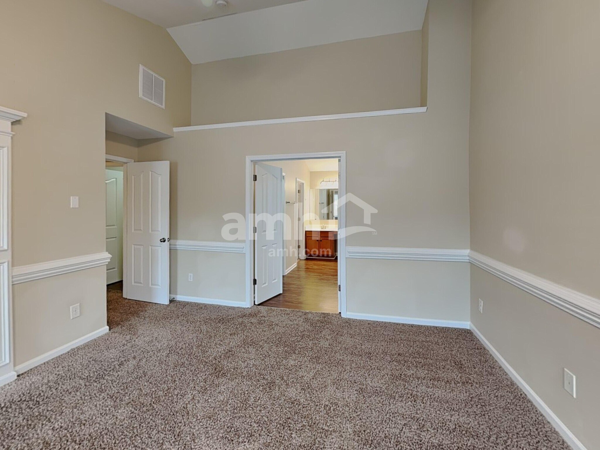 Building Photo - 114 Fining Ct