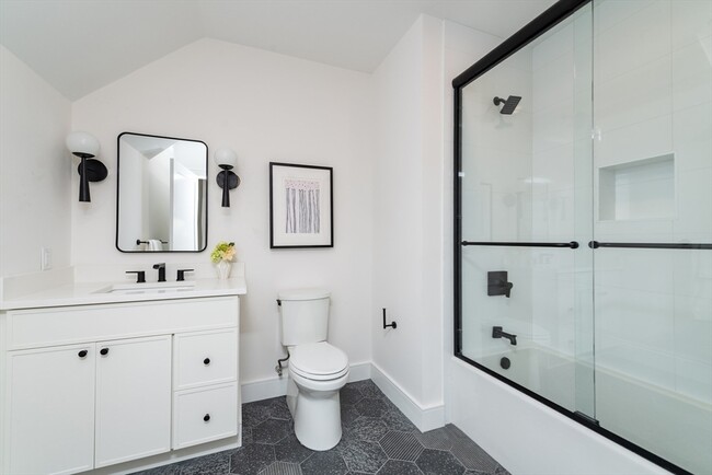 Building Photo - 4-8 Franklin St