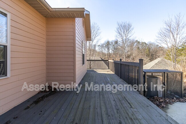 Building Photo - 306 White Cap Ln