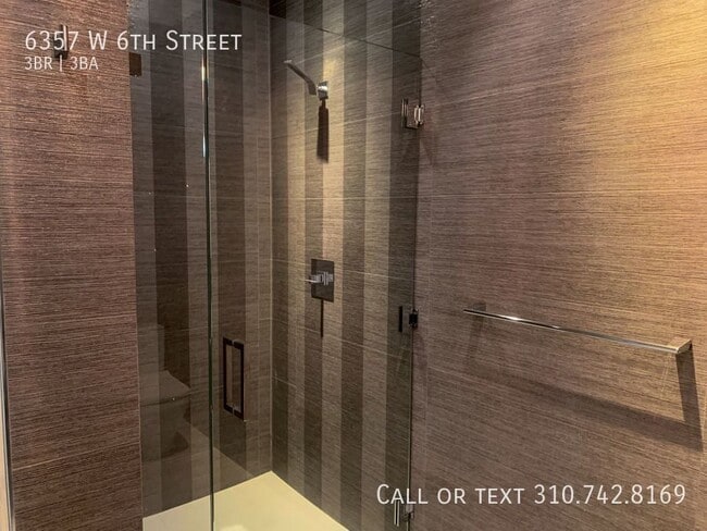 Building Photo - 6357 W 6th St