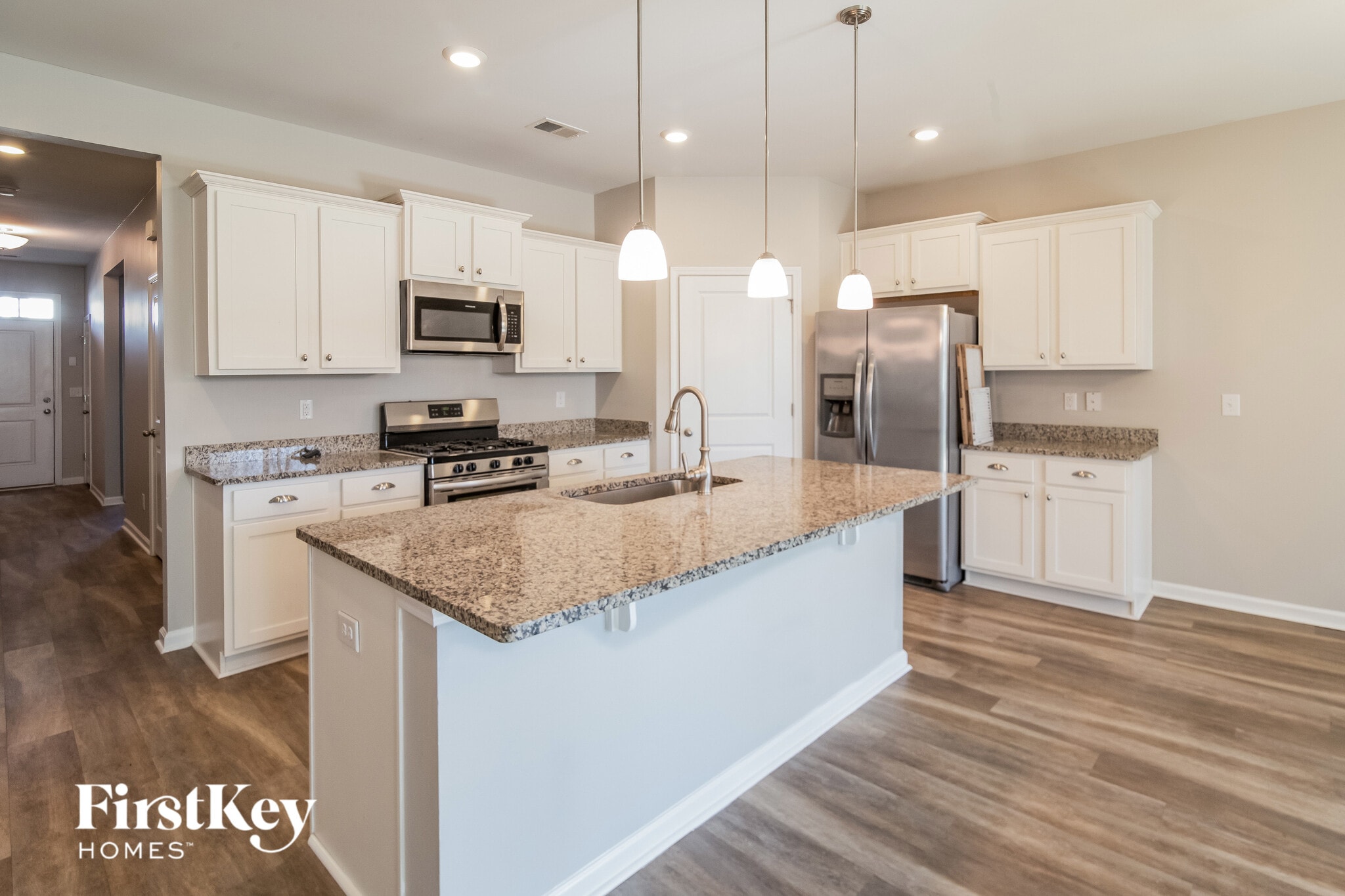 Building Photo - 590 Wayton Cir