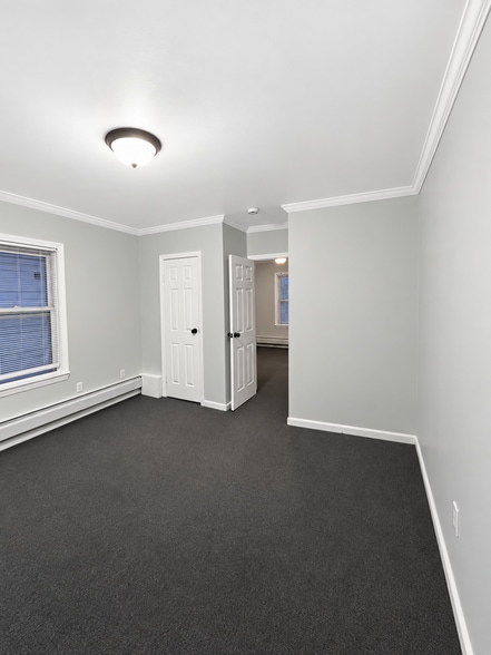 Building Photo - 630 Ridge St