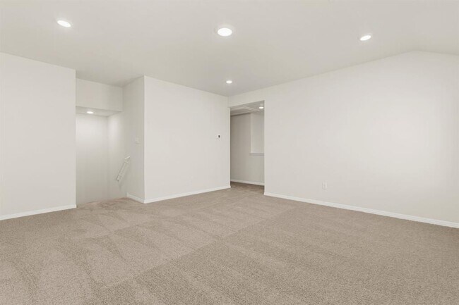 Building Photo - 112 Eagle Mountain Trl1