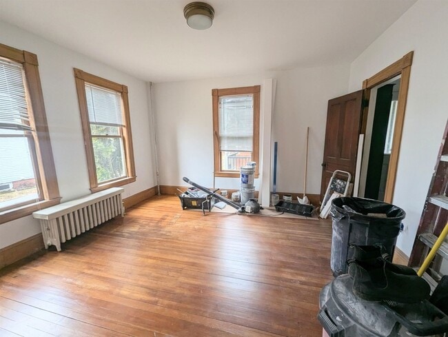 Building Photo - 417 Cliff St