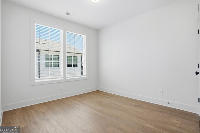 Building Photo - 2597 Mackintosh Ct