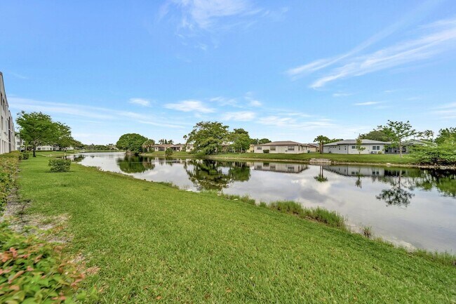 Building Photo - 9485 N Belfort Cir