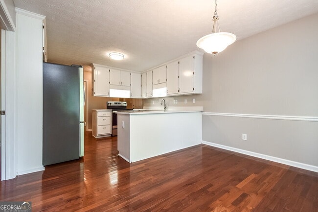 Building Photo - 120 Brookhaven Ln