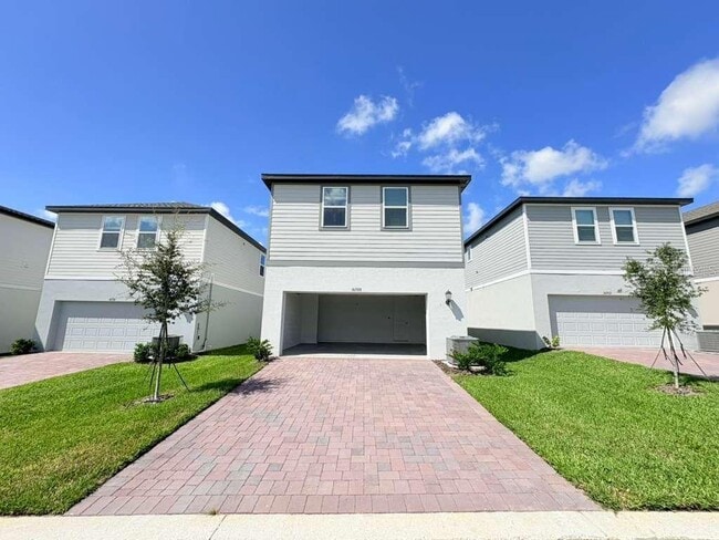 Building Photo - 16508 Silver Brook Wy