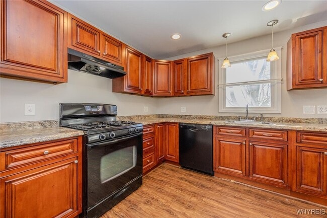 Building Photo - 3582 Upper Mountain Rd