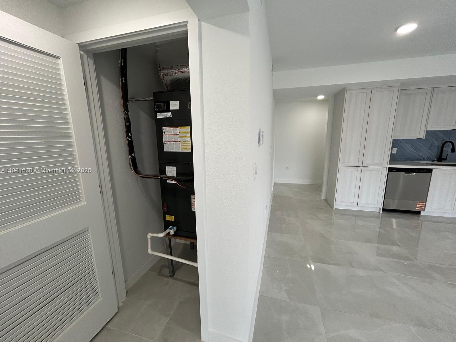 Building Photo - 14608 SW 261st Ter