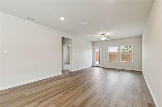 Building Photo - 606 Travine Dr