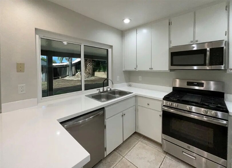 Building Photo - 22257 Emerald St