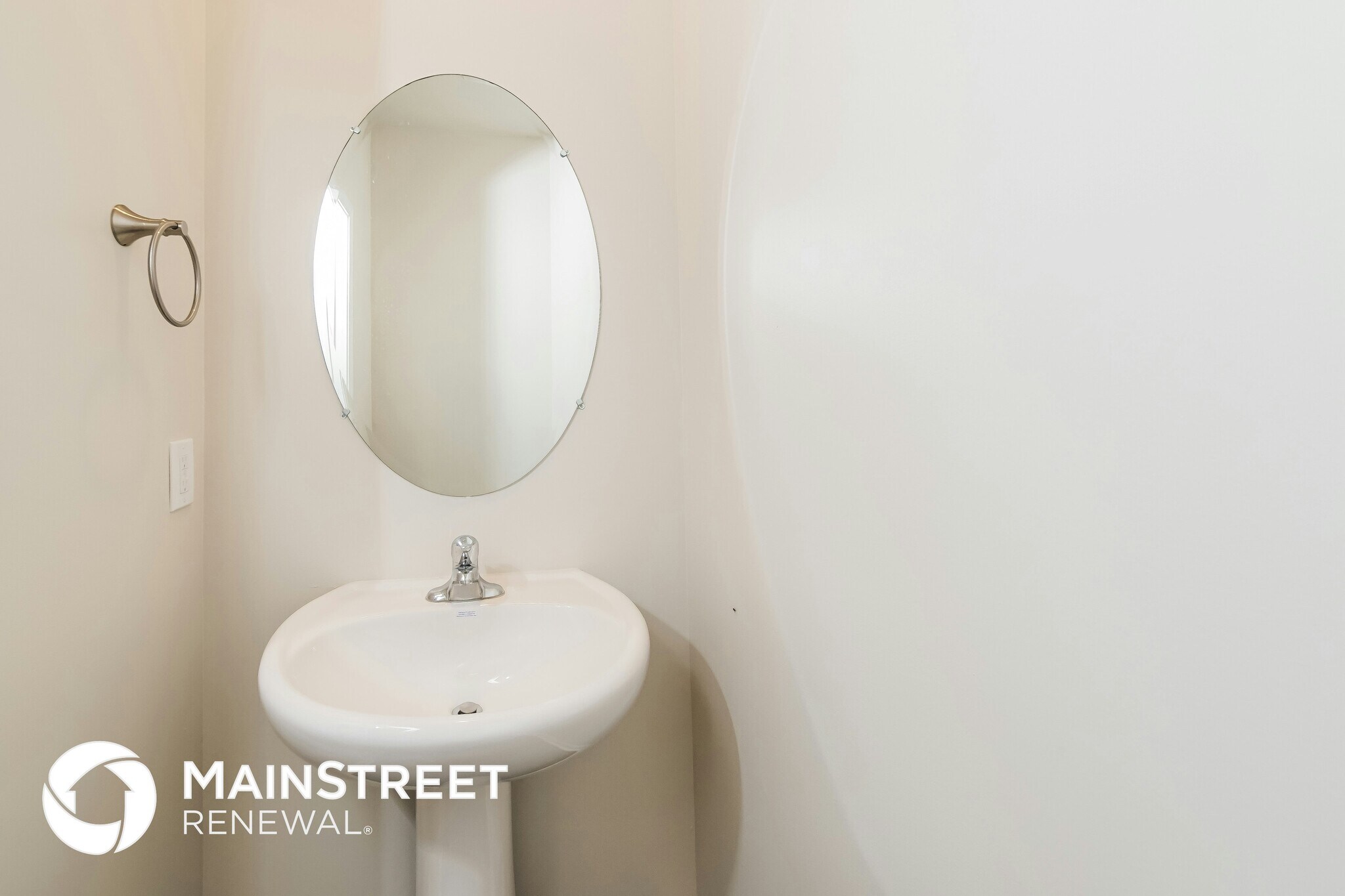 Building Photo - 8129 Dennis Fox Ln